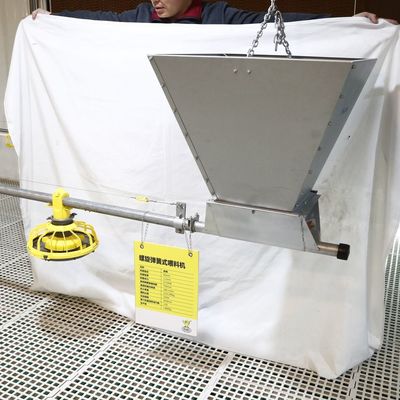 Plastic Poultry Farm Equipment Geflügelfutterleitung 1 Jahr Garantie