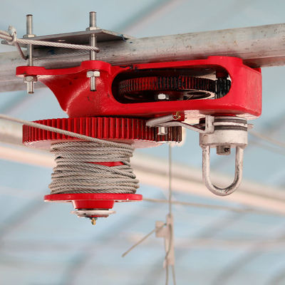 750-W-Geflügelfarmausrüstung 380-V-Huhn-Tränkepfannen-Fütterungssystem